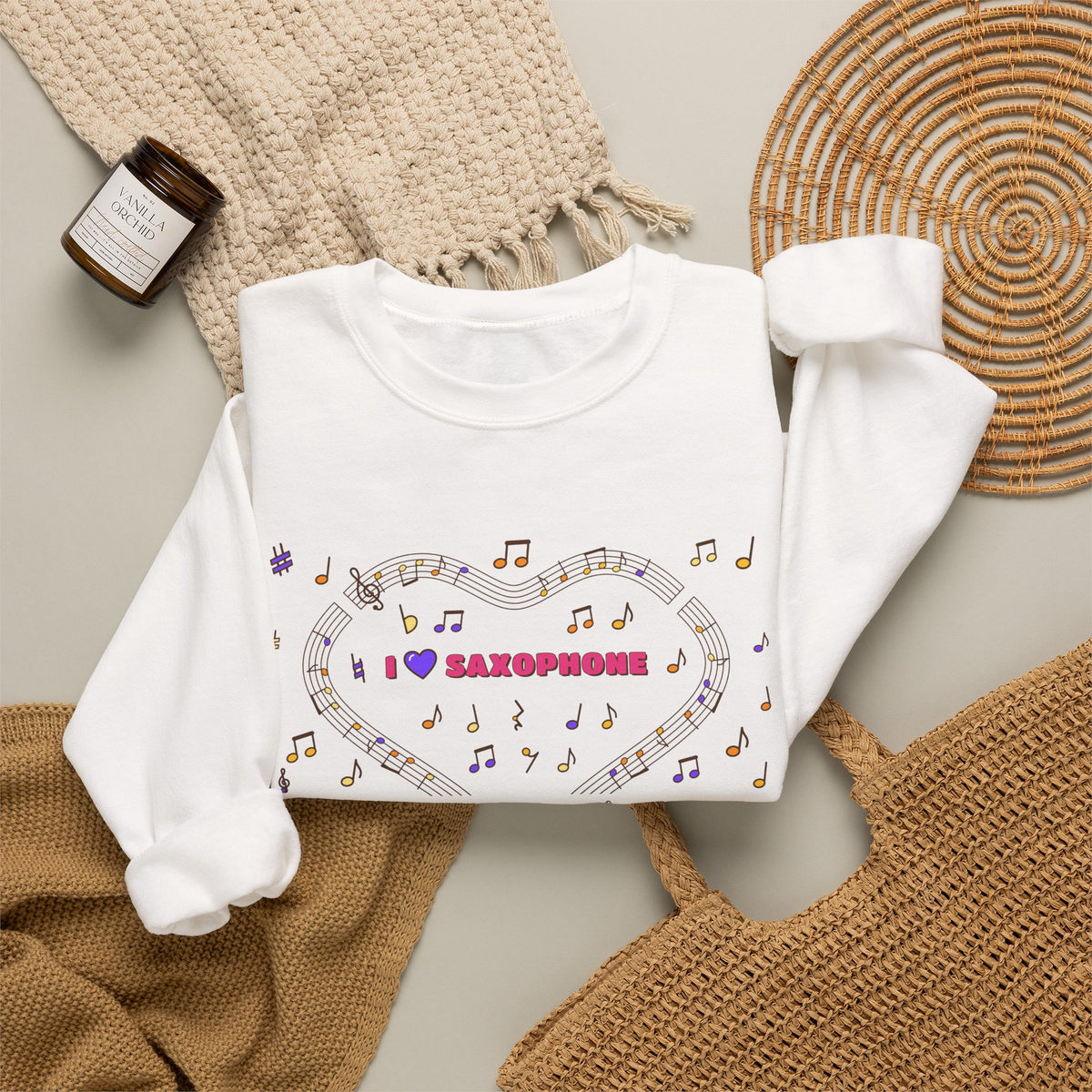 Music-themed Unisex Heavy Blend Crewneck Sweatshirt: 'I love saxophone' - pink