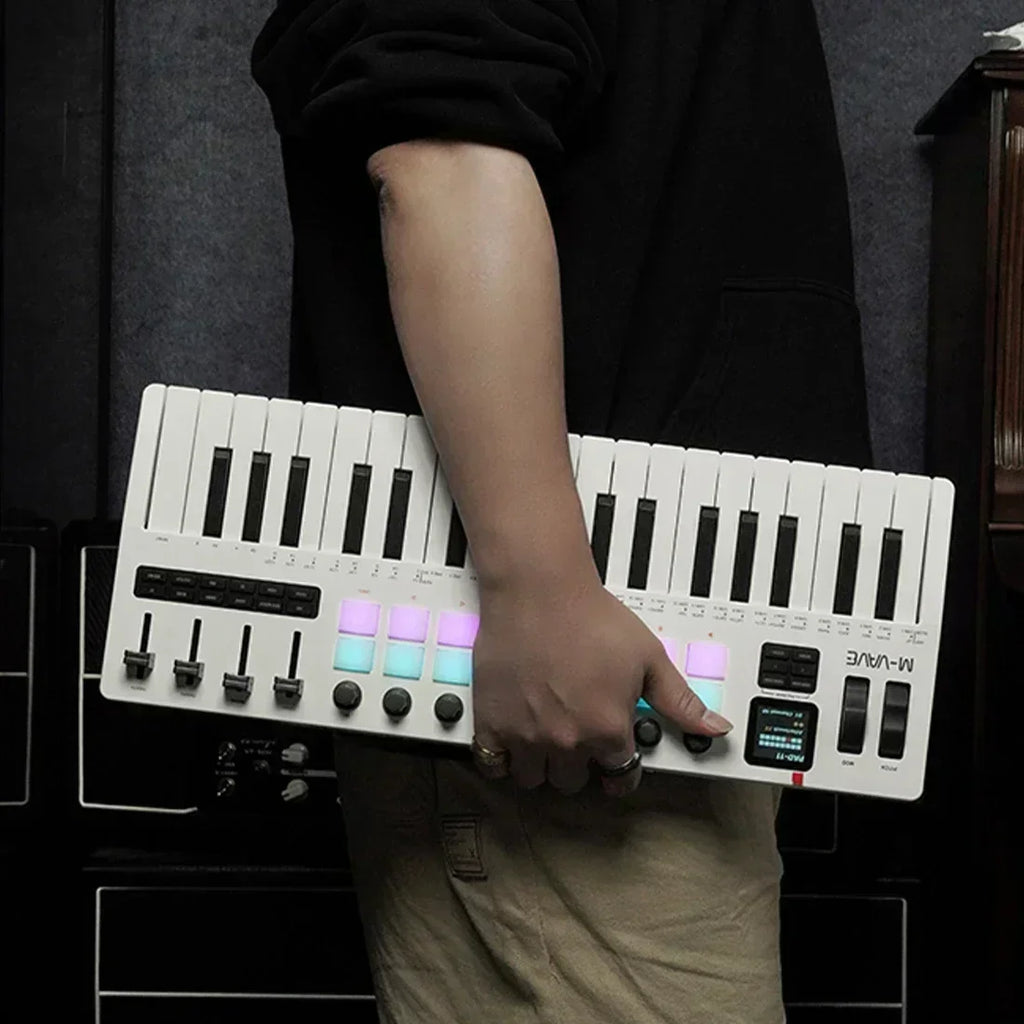 M-VAVE SMK-37 Pro Keyboard 37 Key MIDI Controller With Built-in Synth Engine 8 Knobs + 16 RGB Pads 37 Key MIDI Controller
