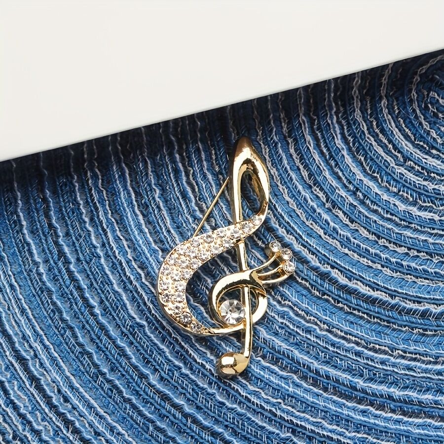 **Lively Musical Note Brooch: 5.8cm Gilded Movement, an Artistic Verse in Everyday Wear**